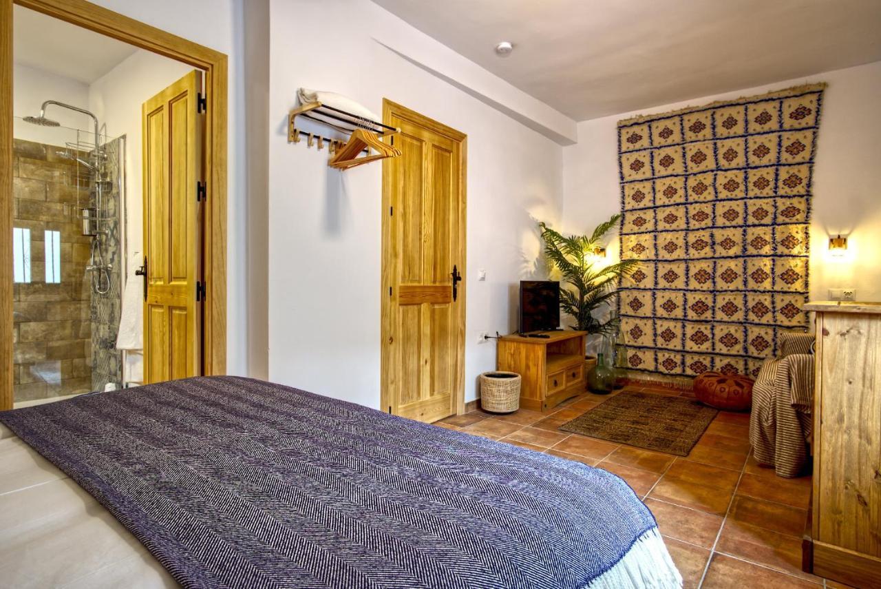 La Vieja Botica Bed and Breakfast Canillas de Aceituno Εξωτερικό φωτογραφία
