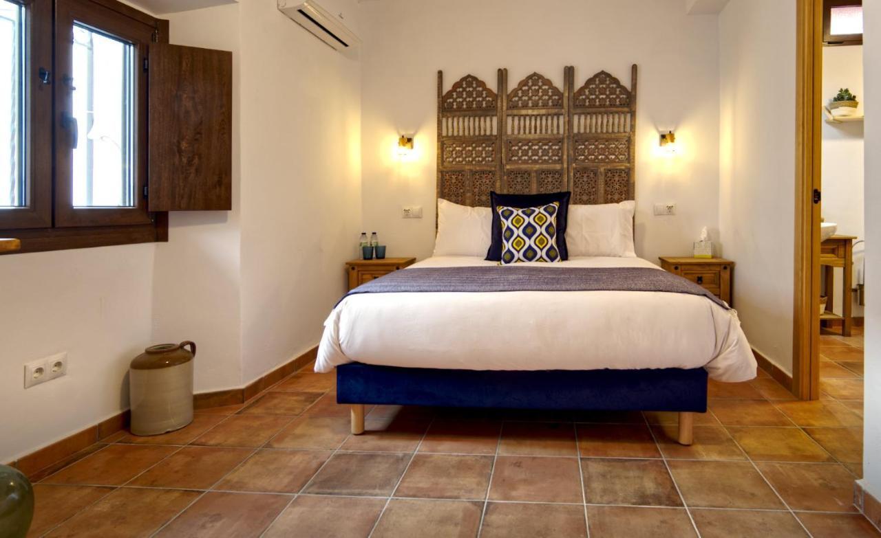 La Vieja Botica Bed and Breakfast Canillas de Aceituno Εξωτερικό φωτογραφία