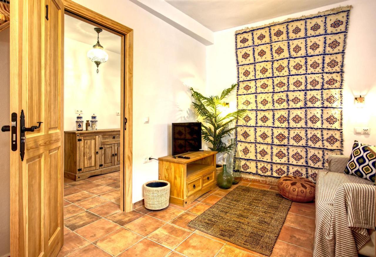La Vieja Botica Bed and Breakfast Canillas de Aceituno Εξωτερικό φωτογραφία
